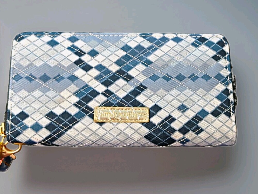 NEW Simply Southern Blue/White Plaid Quilted Zip-Around Wristlet Wallet Women